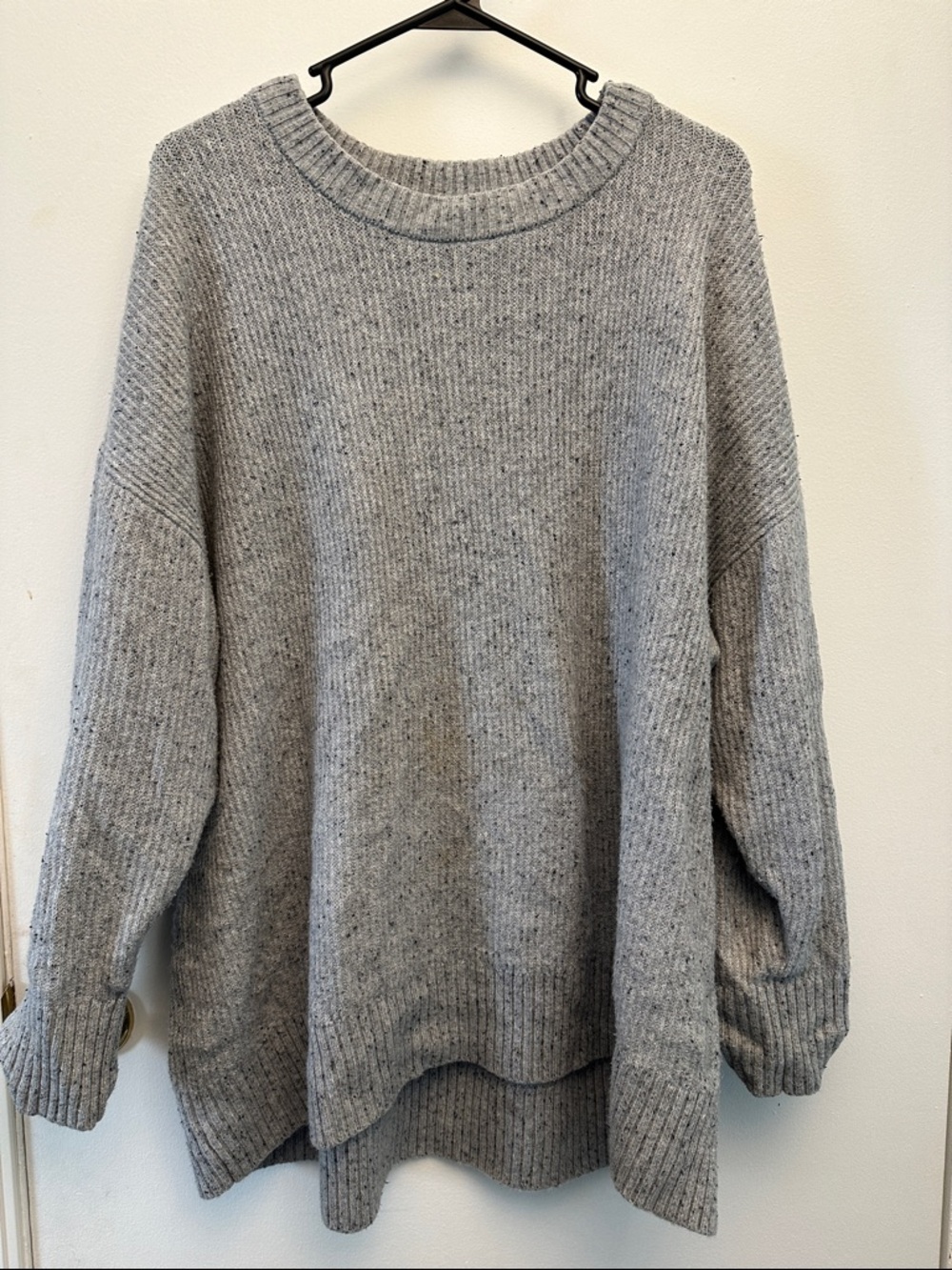Old Navy Light Gray Ribbed Crewneck Sweater